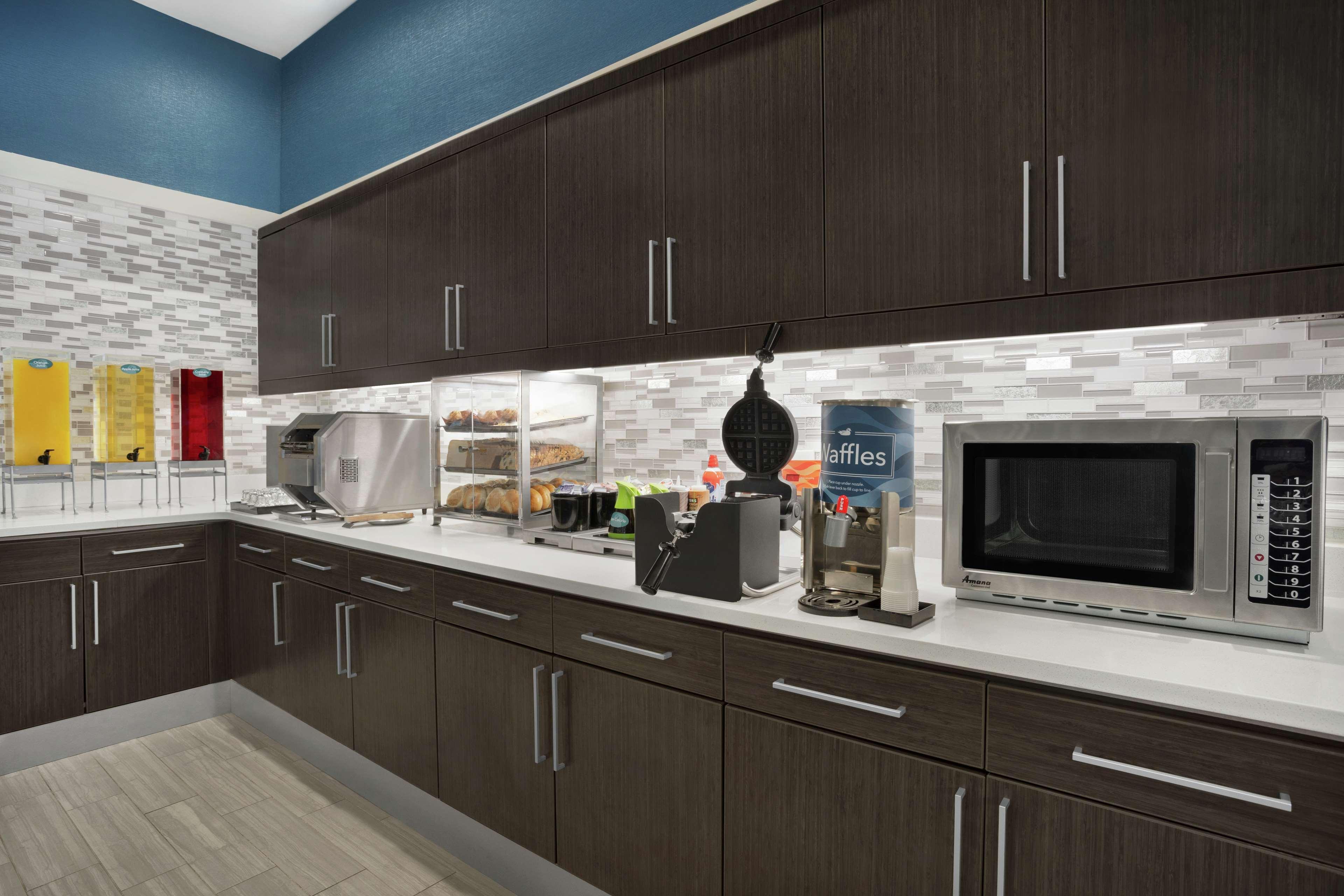 Homewood Suites By Hilton Florence Exterior foto