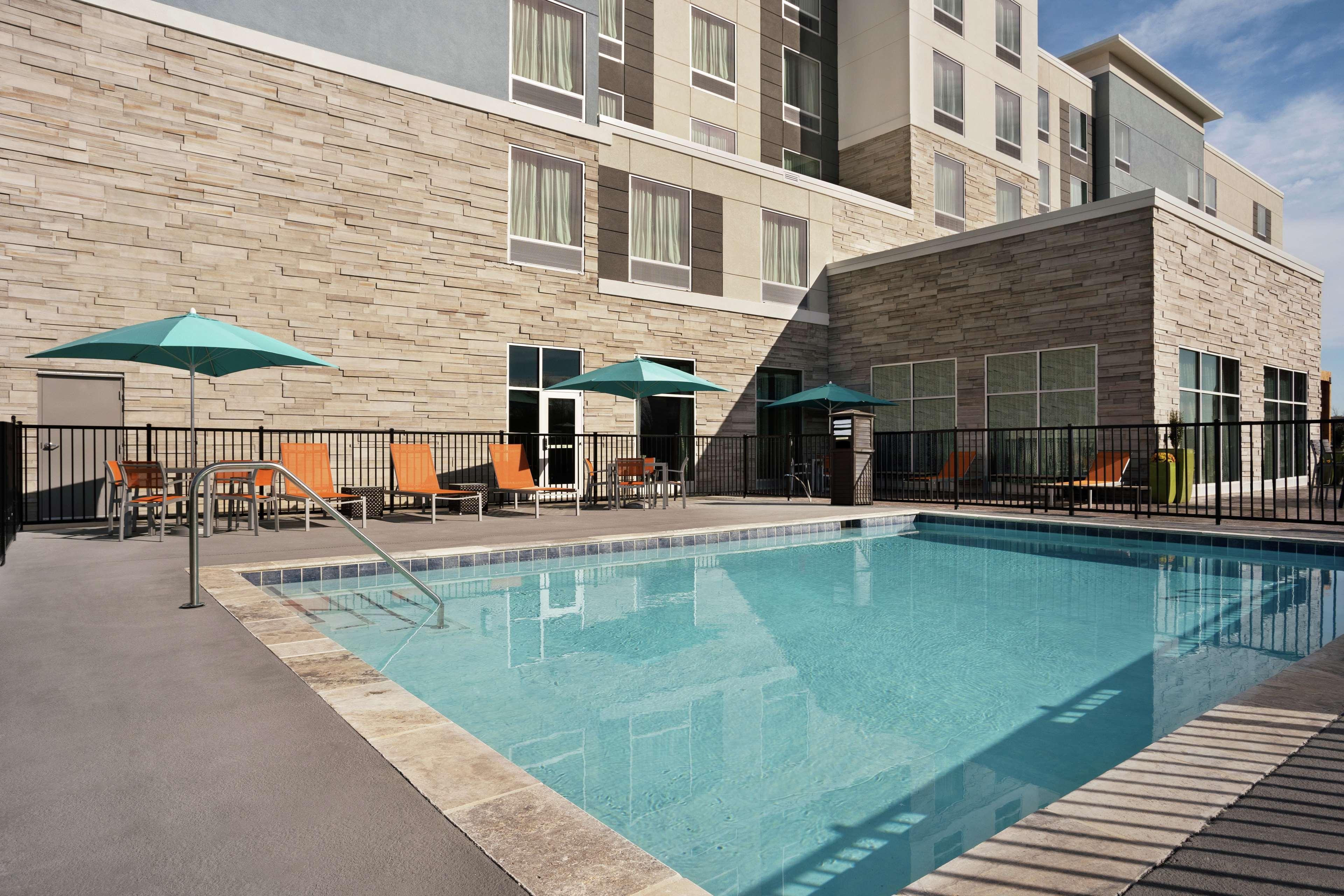 Homewood Suites By Hilton Florence Exterior foto