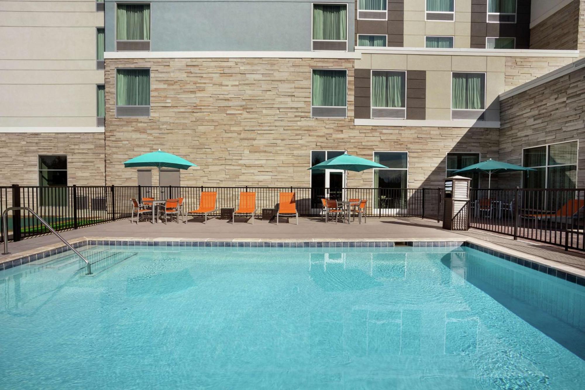 Homewood Suites By Hilton Florence Exterior foto